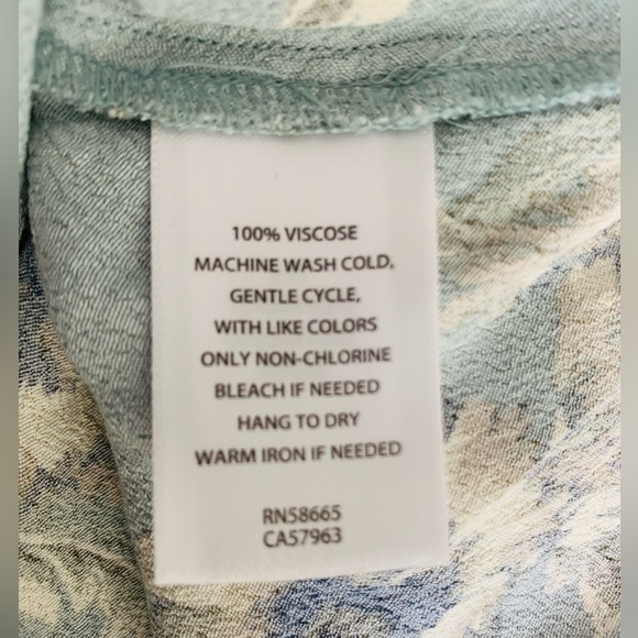 Maxi Skirt by Treasure & Bond Floral Blue and Cream - Picture 4 of 11